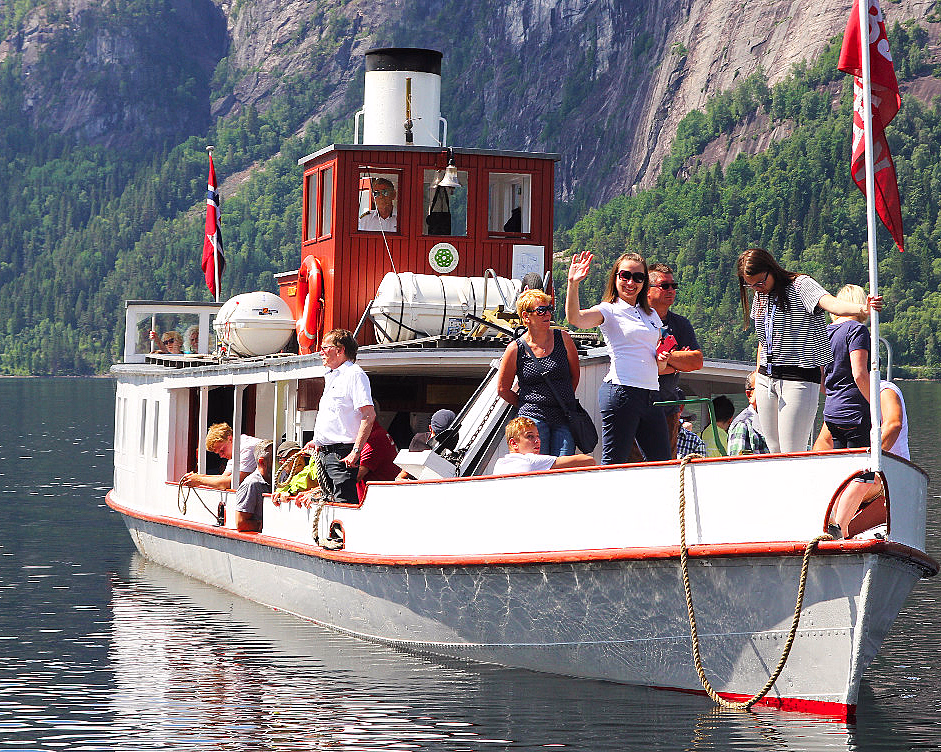 Familiecruise på dampskip - image 1