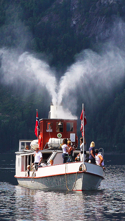 Familiecruise på dampskip - image 2