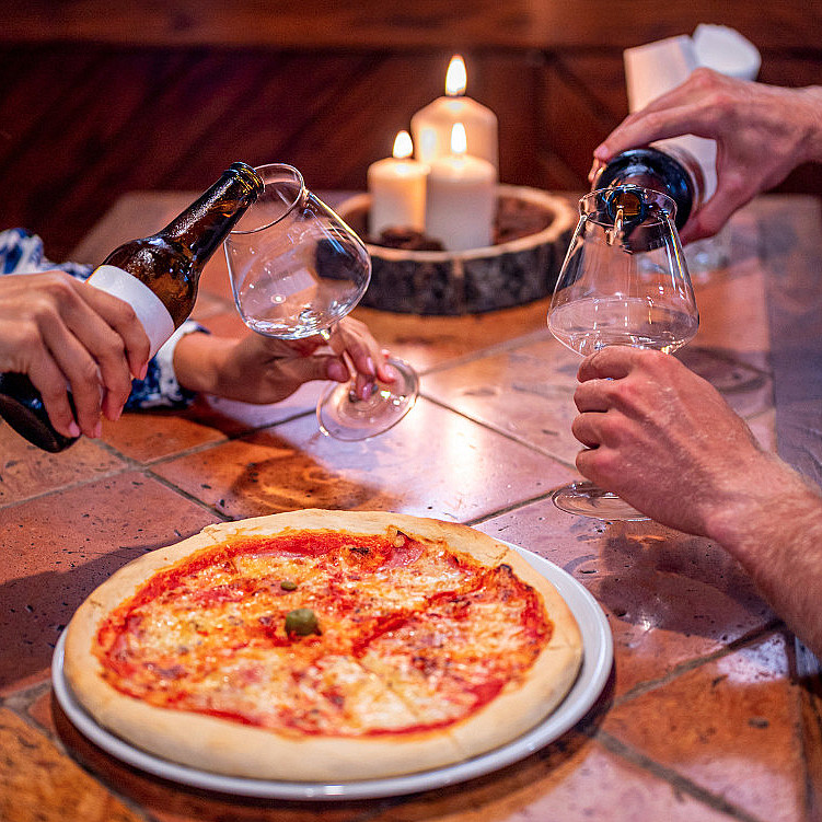 Pizza for to