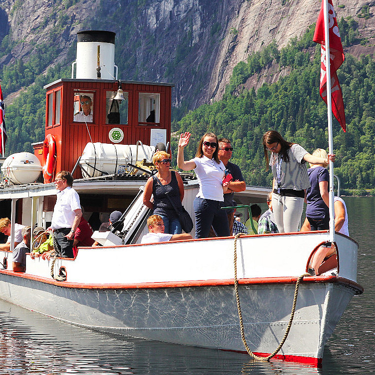 Cruisetur med dampskip