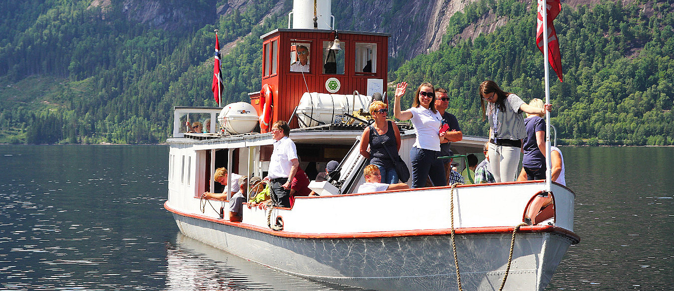 Cruisetur med dampskip