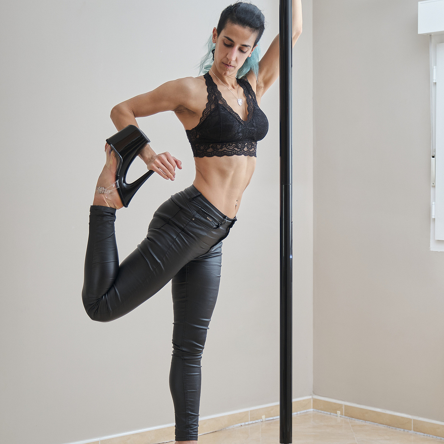 High Heel poledance privattime