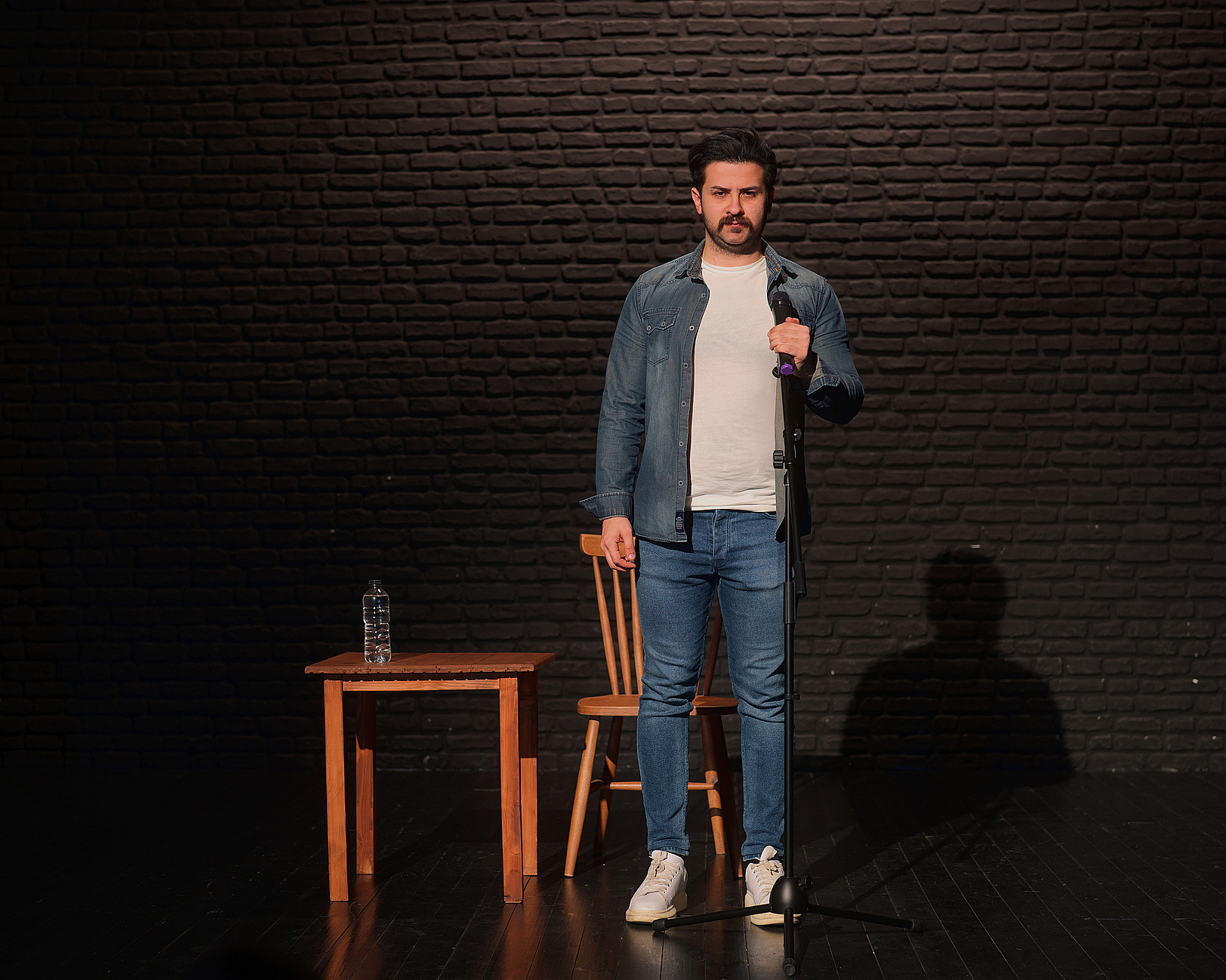 Stand Up-kveld for to