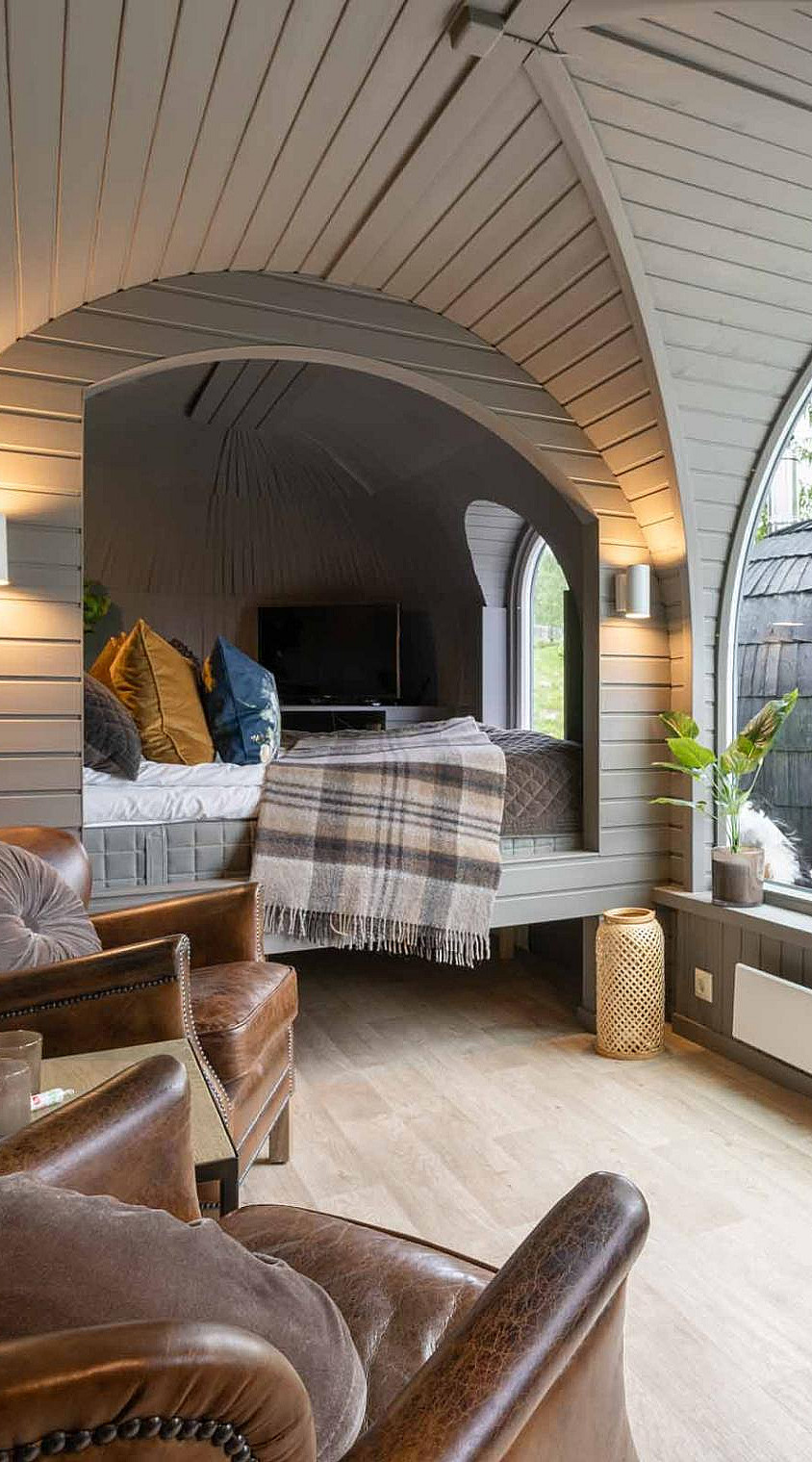 Overnatting i Igloohut