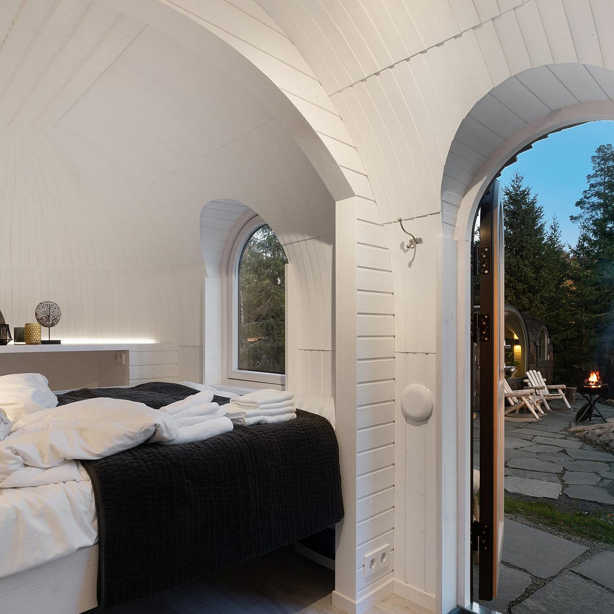 Overnatting i Igloohut