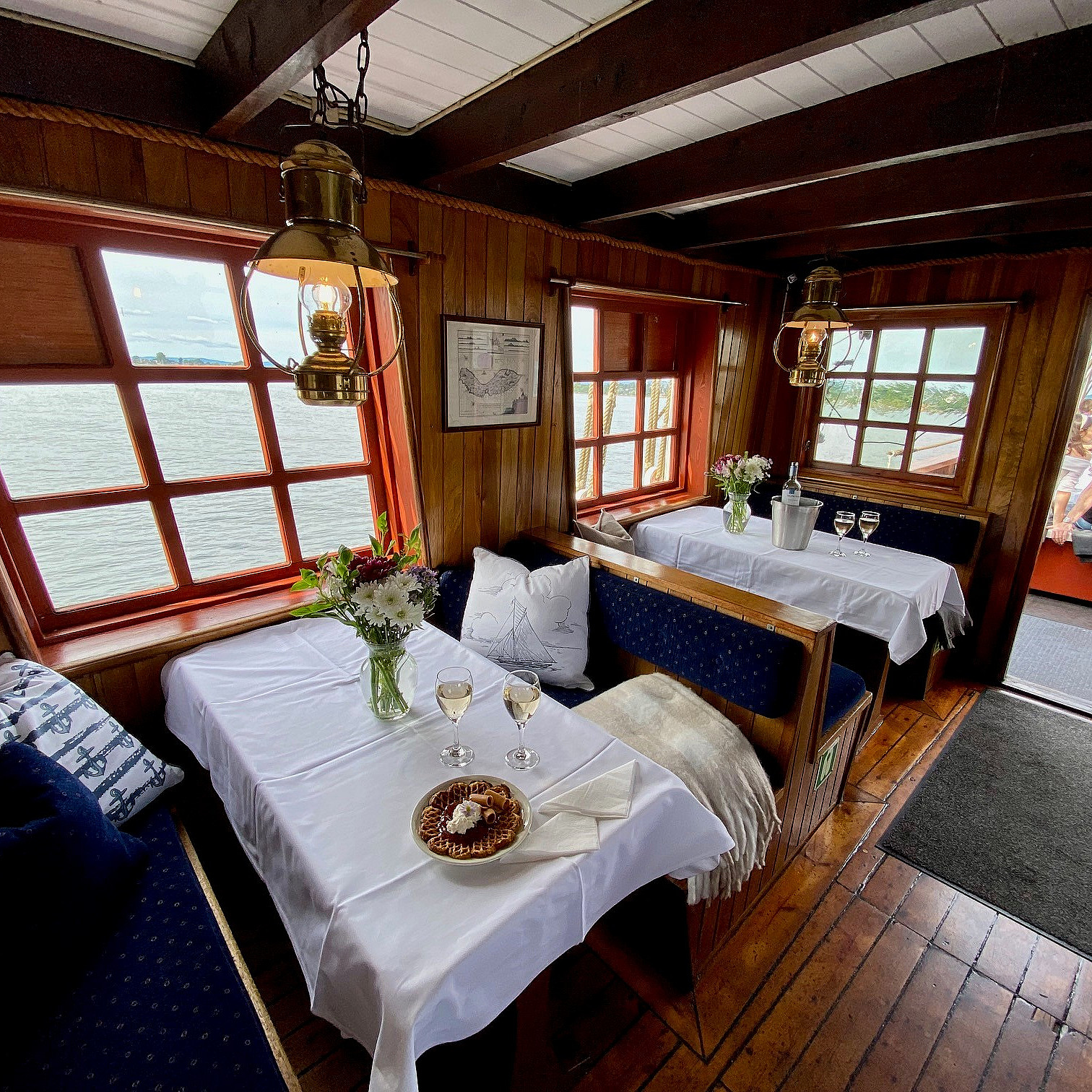 Fjordcruise med rekebuffet