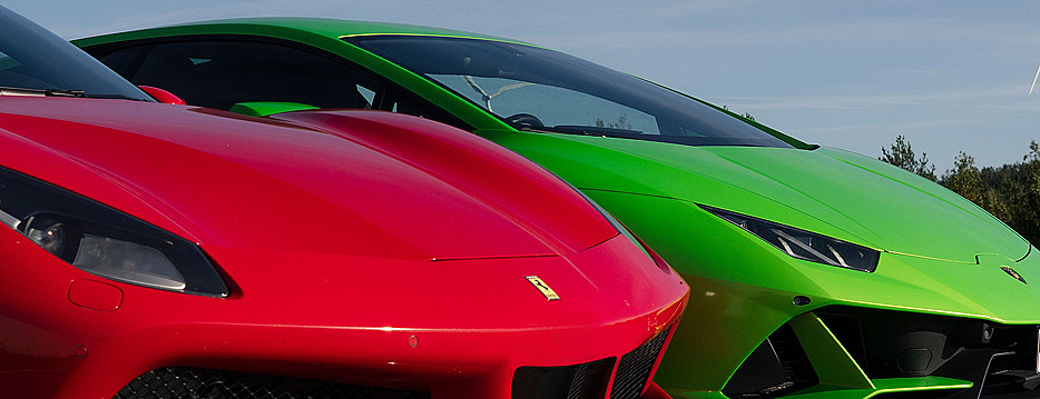 Supersportsbil og racing