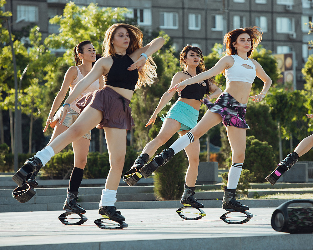 Kangoo Jumps for to