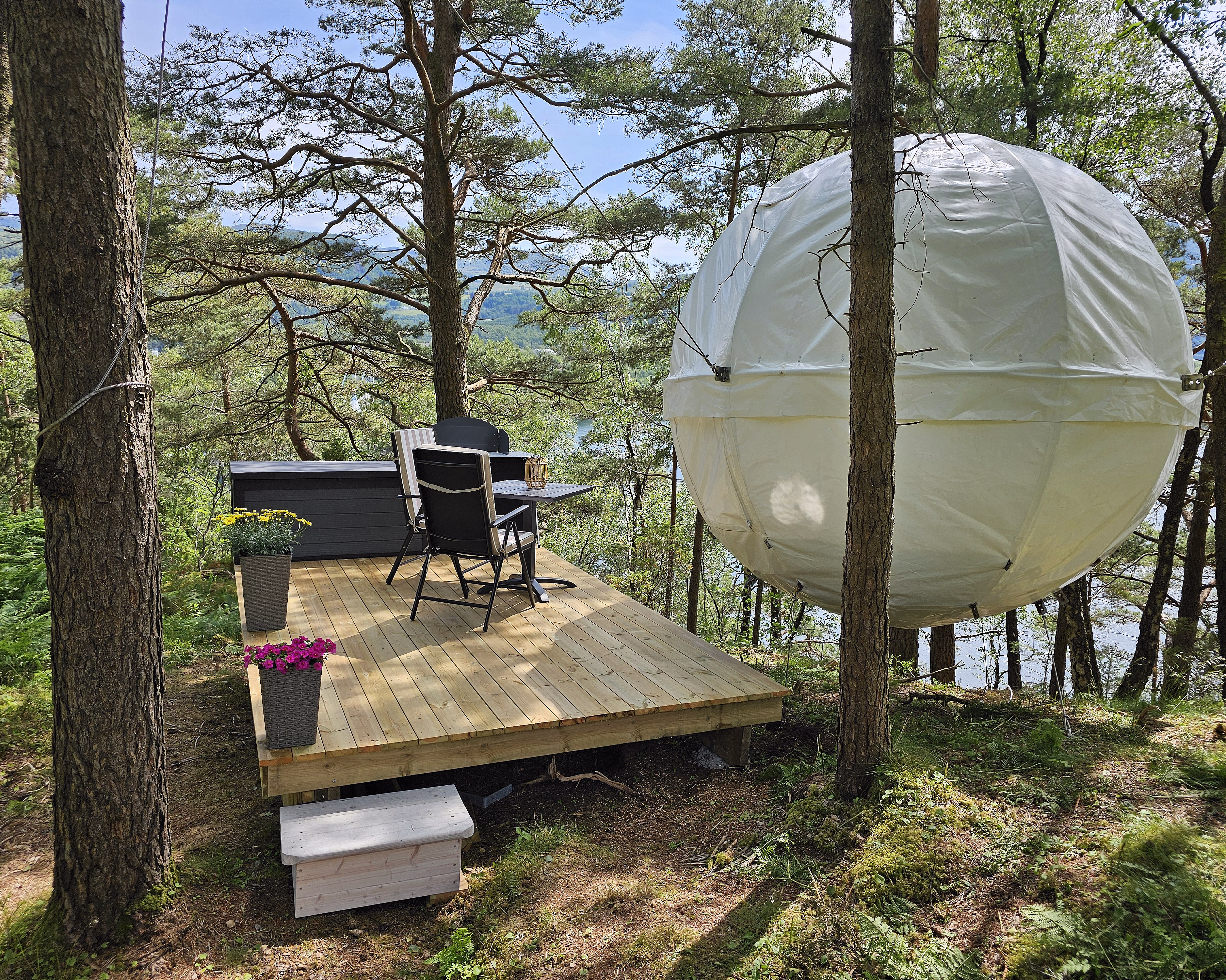 Hjelmeland Fjord Cocoon - image 1