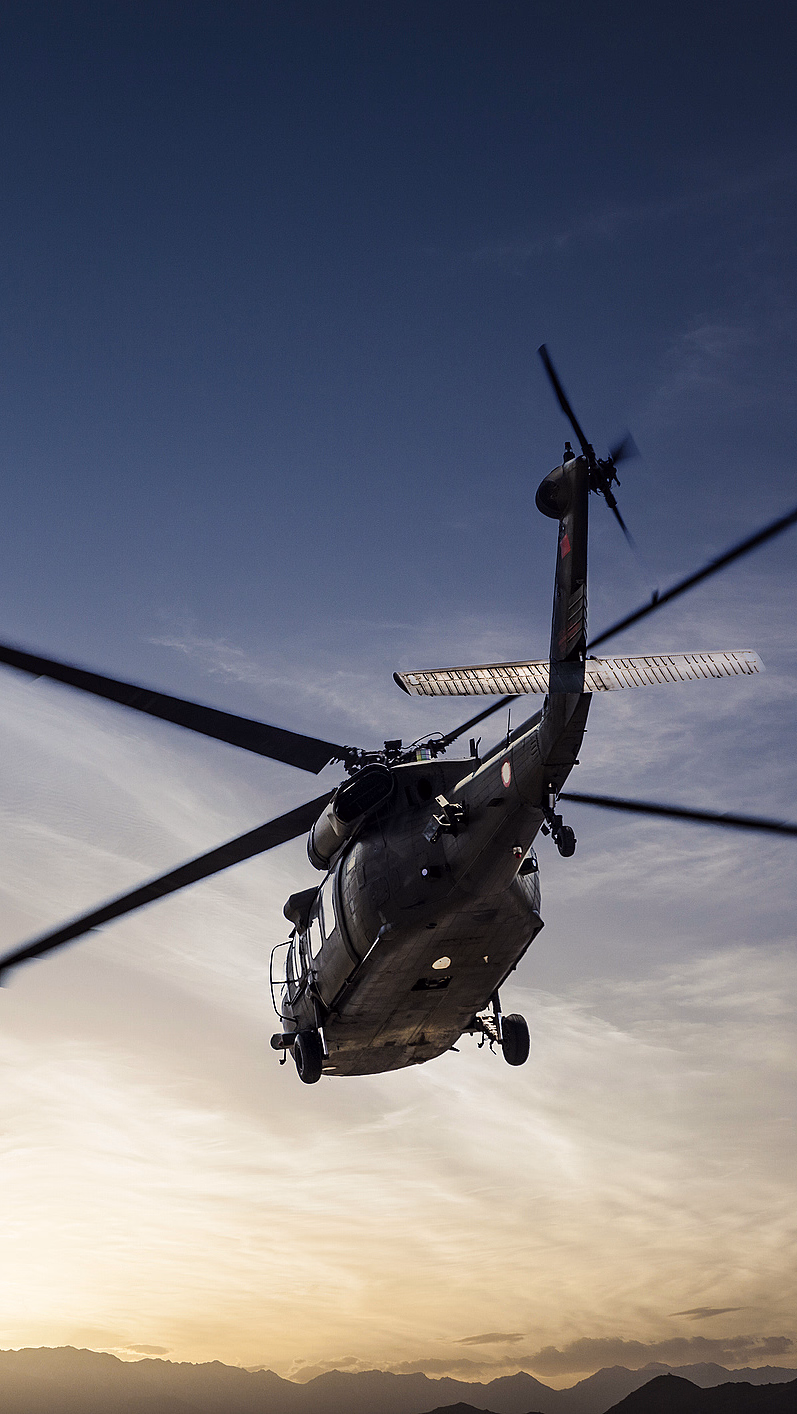 Helikopterleksjon og prøveflyging - image 4