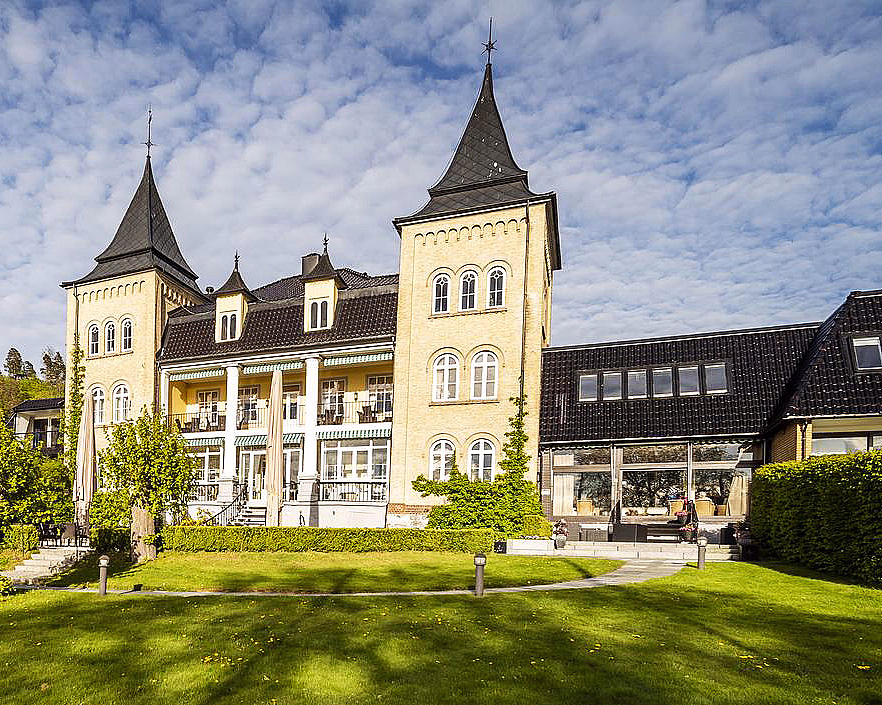 Romantikk på godset - image 1