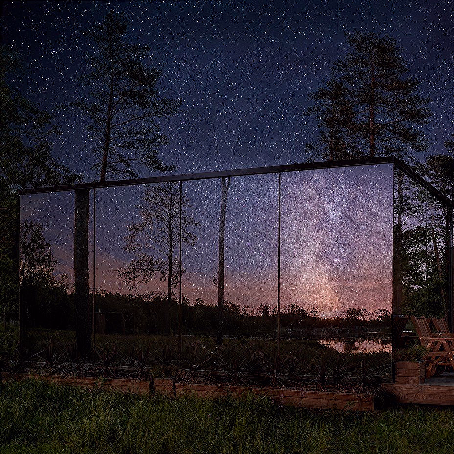 Mirror Cabin