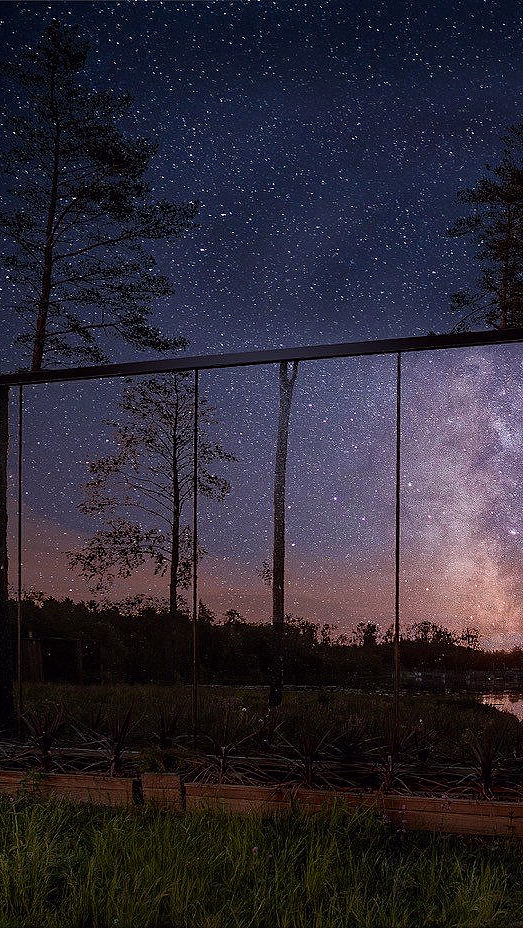 Mirror Cabin - image 1