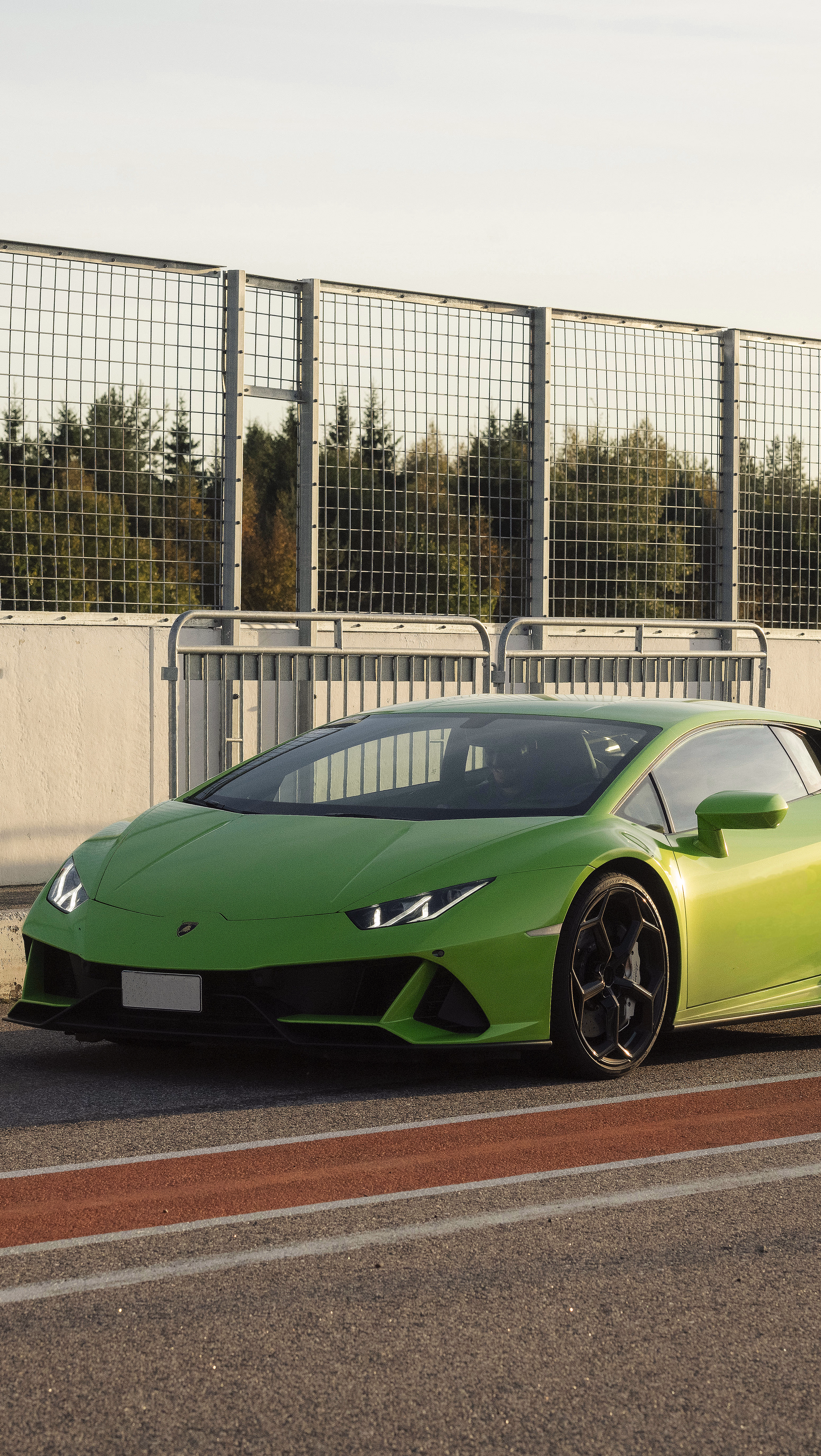 Kjør Lamborghini på racerbane - image 1
