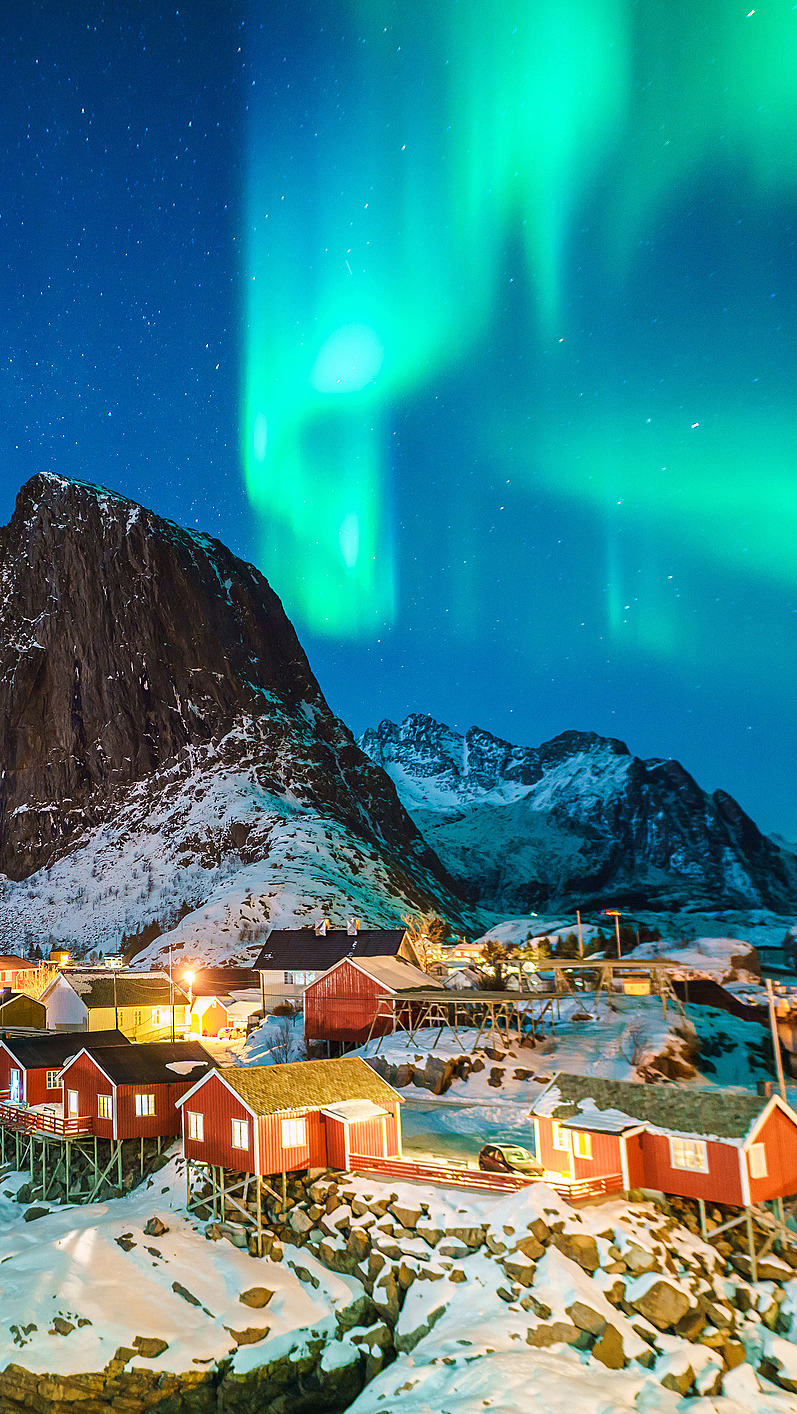 Vennligst last opp eller legg ved bildet du vil ha alt-tekst til, så skal jeg generere en beskrivelse på norsk (maks 400 tegn) som beskriver objekter, farger, former og teksturer.