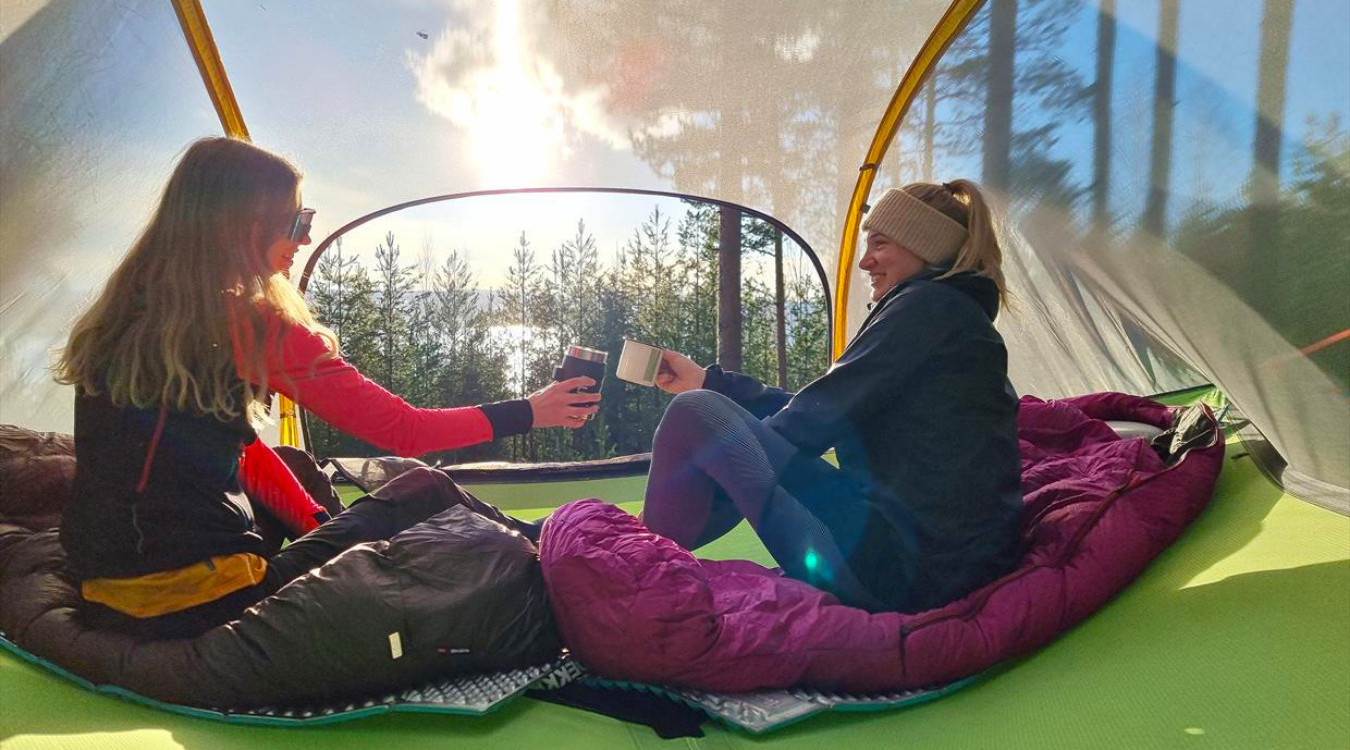 Svevetelt og klatrepark