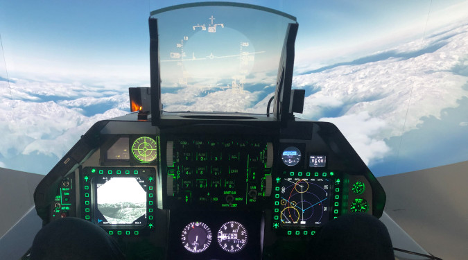 Virtuell F-16 pilot for en dag